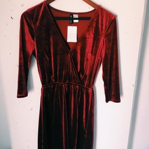 h&m red velvet dress